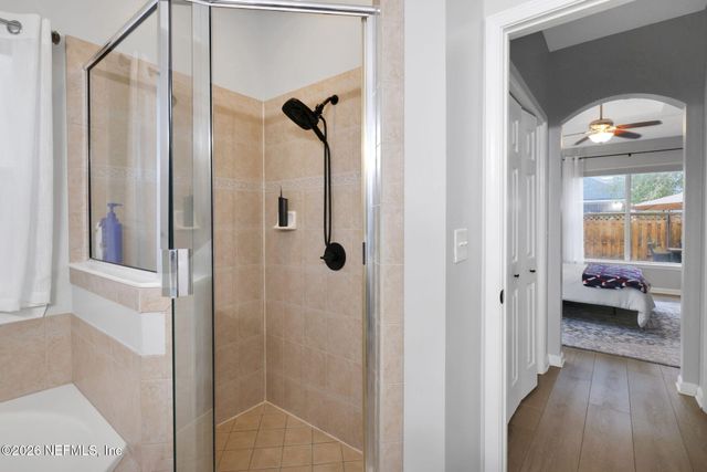 301 SILVER GLEN Avenue, Jacksonville, FL 32092