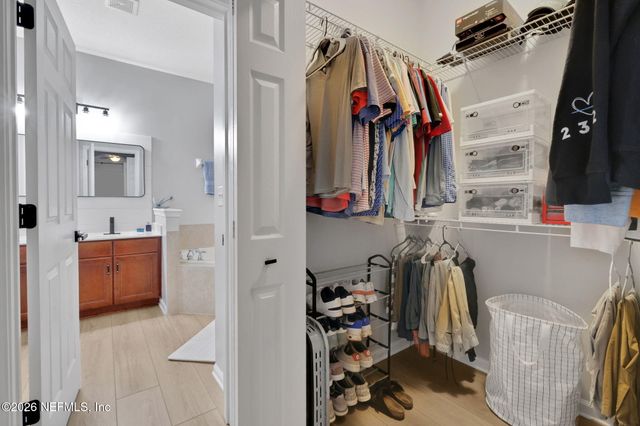 301 SILVER GLEN Avenue, Jacksonville, FL 32092