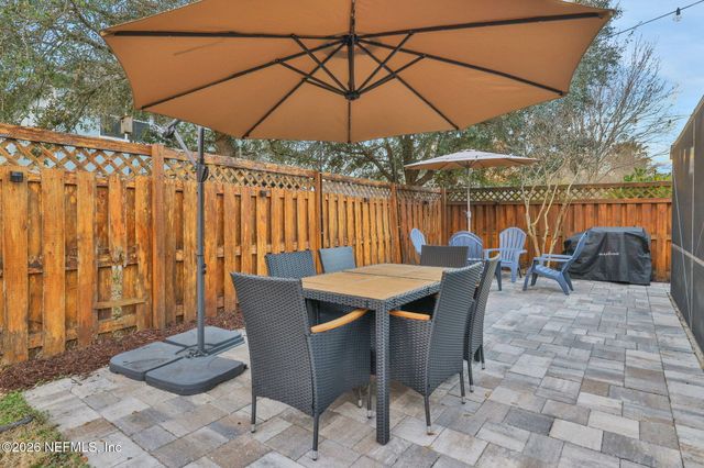 301 SILVER GLEN Avenue, Jacksonville, FL 32092