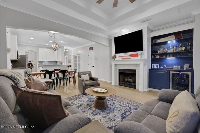 301 SILVER GLEN Avenue, Jacksonville, FL 32092