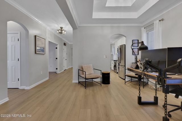 301 SILVER GLEN Avenue, Jacksonville, FL 32092