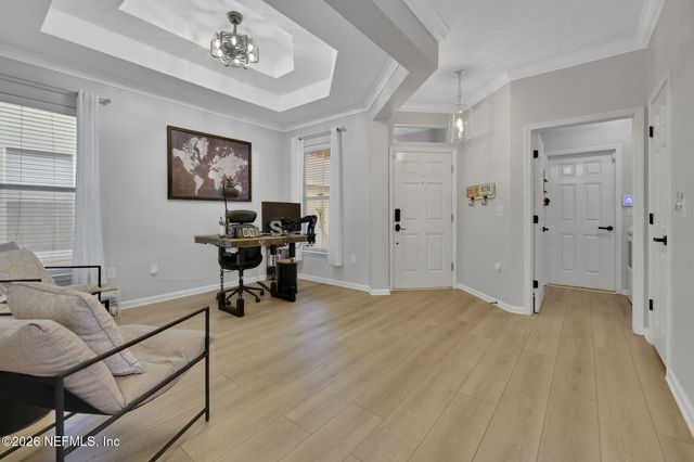 301 SILVER GLEN Avenue, Jacksonville, FL 32092