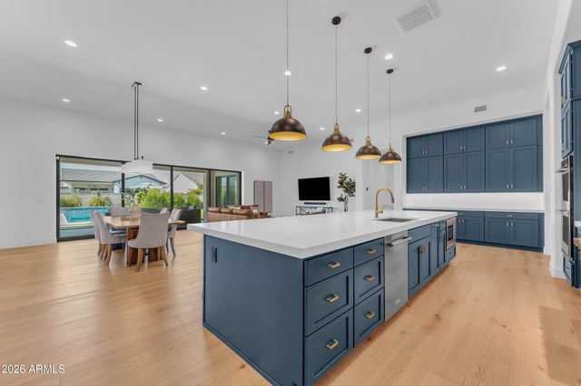 20728 E INDIANA Avenue, Queen Creek, AZ 85142