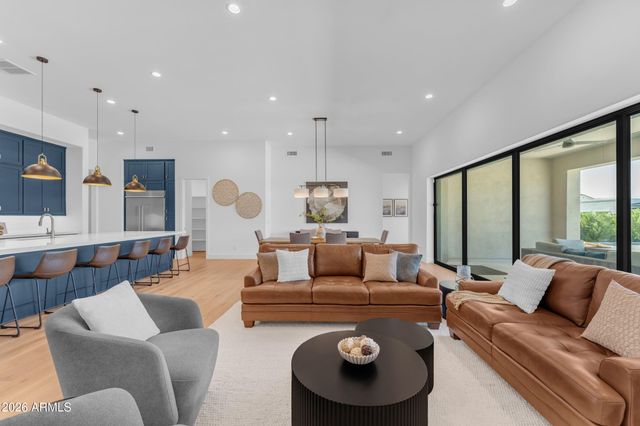 20728 E INDIANA Avenue, Queen Creek, AZ 85142