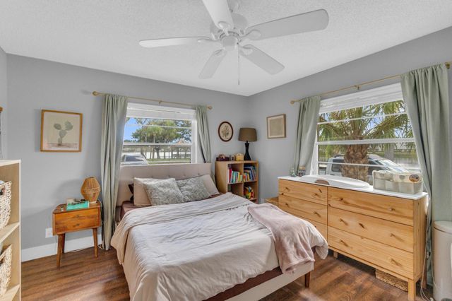 5501 Lakeside Dr 101, Margate, FL 33063