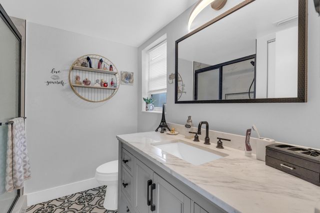 5501 Lakeside Dr 101, Margate, FL 33063