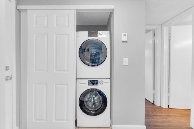 5501 Lakeside Dr 101, Margate, FL 33063