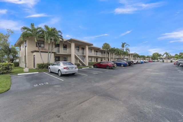 5501 Lakeside Dr 101, Margate, FL 33063