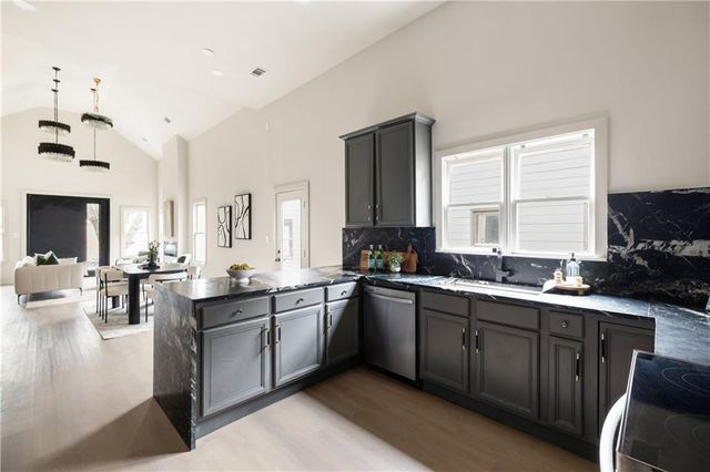 1056 Lester SE Avenue, Atlanta, GA 30316