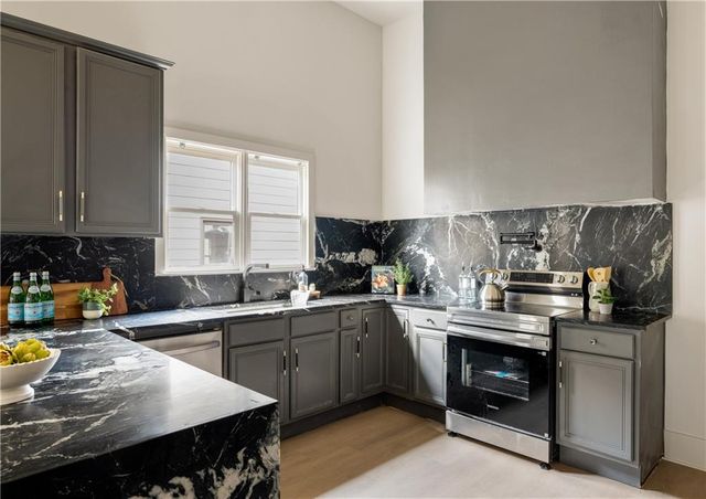 1056 Lester SE Avenue, Atlanta, GA 30316