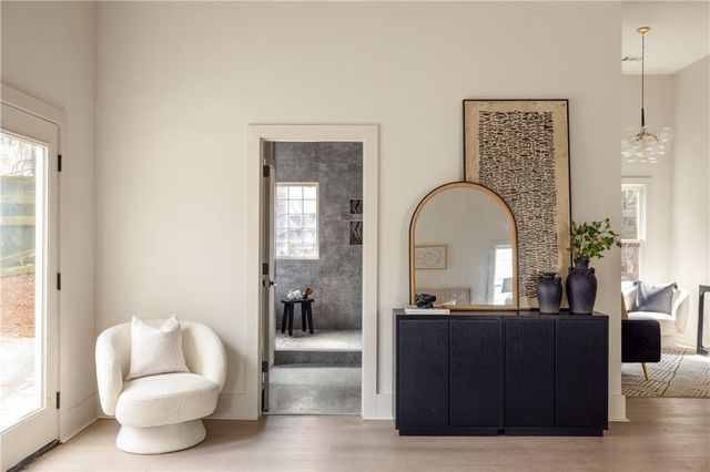 1056 Lester SE Avenue, Atlanta, GA 30316