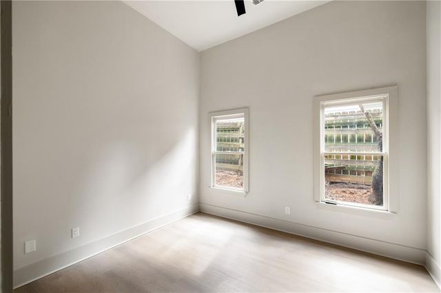 1056 Lester SE Avenue, Atlanta, GA 30316