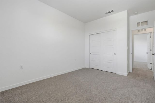 3937 Buttercup Road, Madera, CA 93636