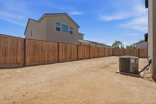 3937 Buttercup Road, Madera, CA 93636