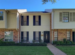 10212 Longmont Drive 44/7, Houston, TX 77042