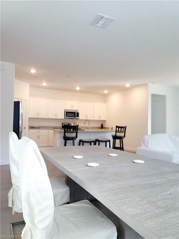 3172 Weston Manor DR, Alva, FL 33920