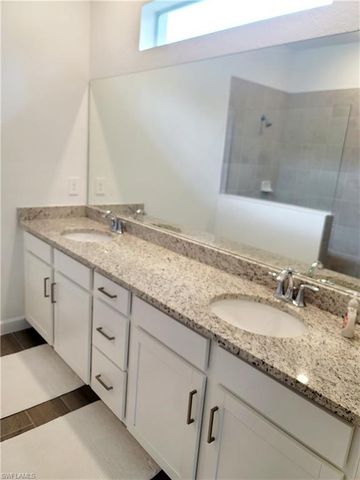 3172 Weston Manor DR, Alva, FL 33920