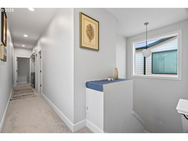 5424 Se KNAPP St, Portland, OR 97206