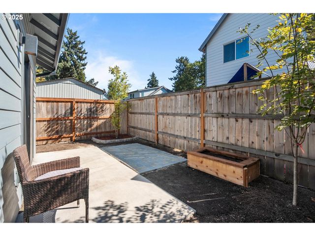5424 Se KNAPP St, Portland, OR 97206