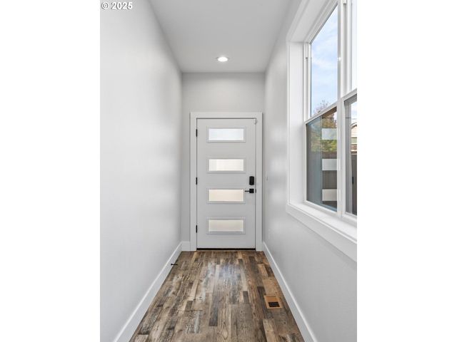 5424 Se KNAPP St, Portland, OR 97206