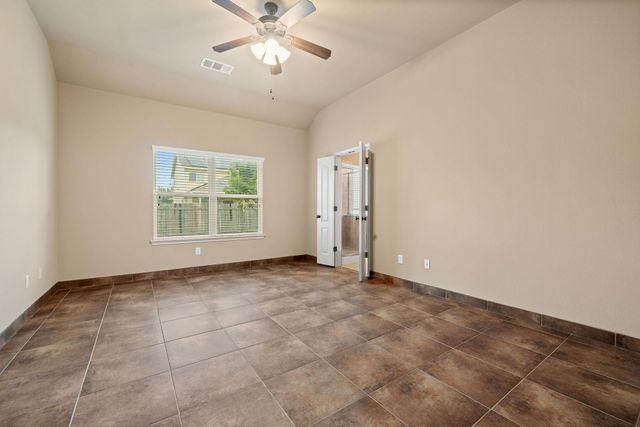 18712 Leigh LN, Pflugerville, TX 78660