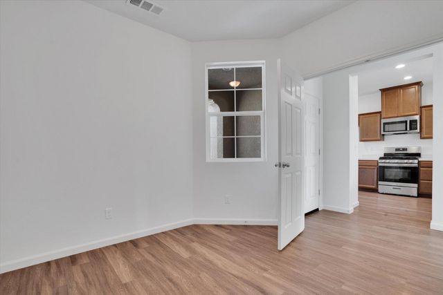 3257 Vermillion Dr, Stockton, CA 95206