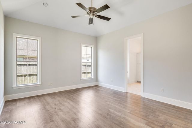 202 Cypress View Drive, Youngsville, LA 70592