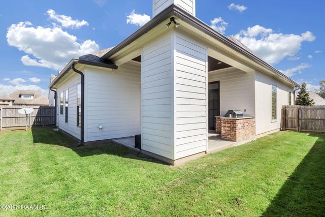 202 Cypress View Drive, Youngsville, LA 70592