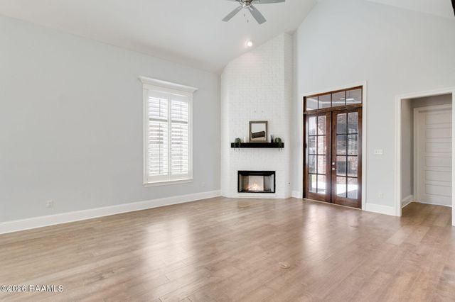 202 Cypress View Drive, Youngsville, LA 70592