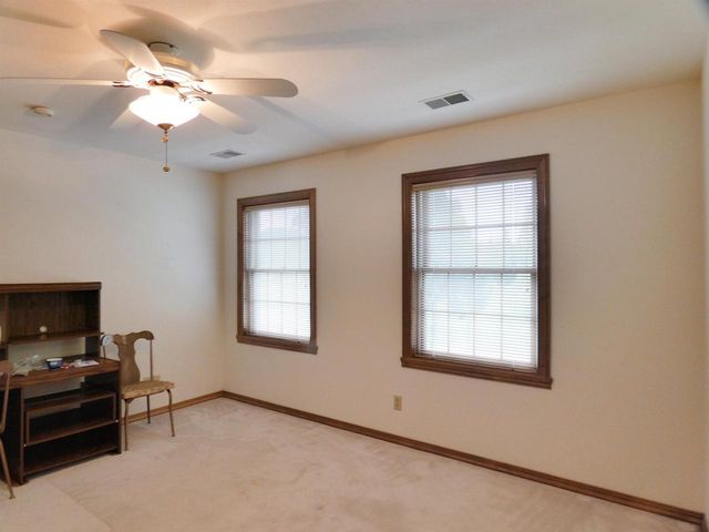 125 E WAYFARER LANE, Appleton, WI 54913