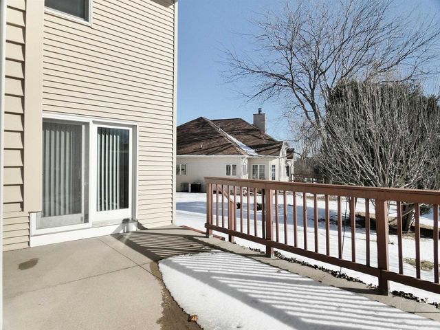 125 E WAYFARER LANE, Appleton, WI 54913