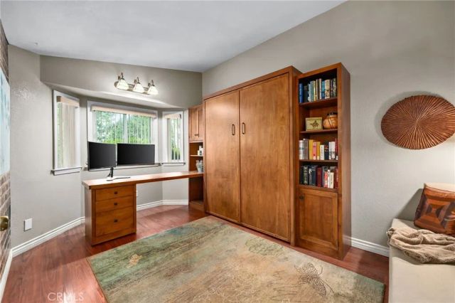 1214 Country, Redlands, CA 92374