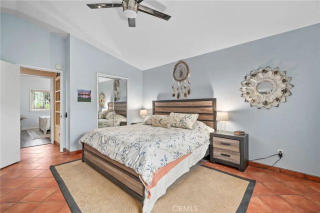 1214 Country, Redlands, CA 92374