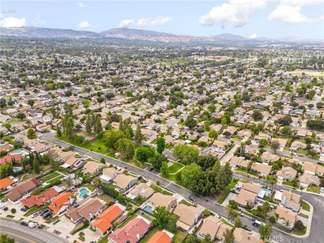1214 Country, Redlands, CA 92374