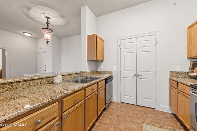 201 Settlers Trace Boulevard 3405, Lafayette, LA 70508