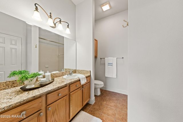 201 Settlers Trace Boulevard 3405, Lafayette, LA 70508