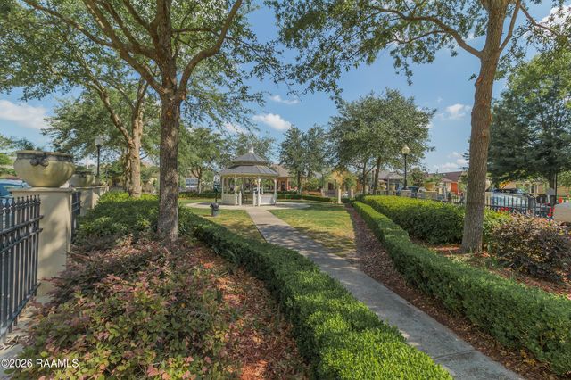 201 Settlers Trace Boulevard 3405, Lafayette, LA 70508