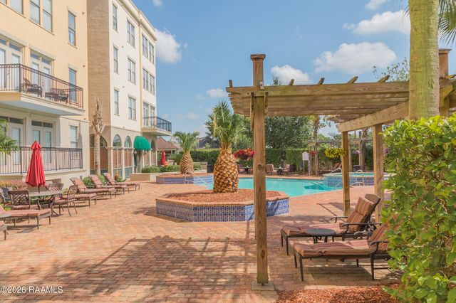 201 Settlers Trace Boulevard 3405, Lafayette, LA 70508