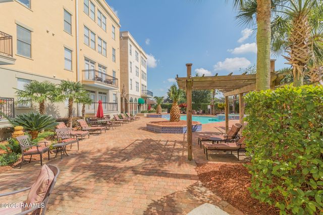 201 Settlers Trace Boulevard 3405, Lafayette, LA 70508