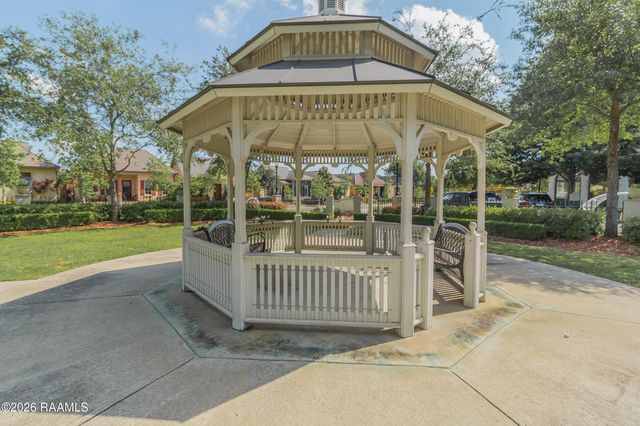 201 Settlers Trace Boulevard 3405, Lafayette, LA 70508