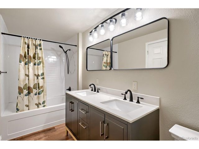 10096 E Carolina Pl 102, Aurora, CO 80247