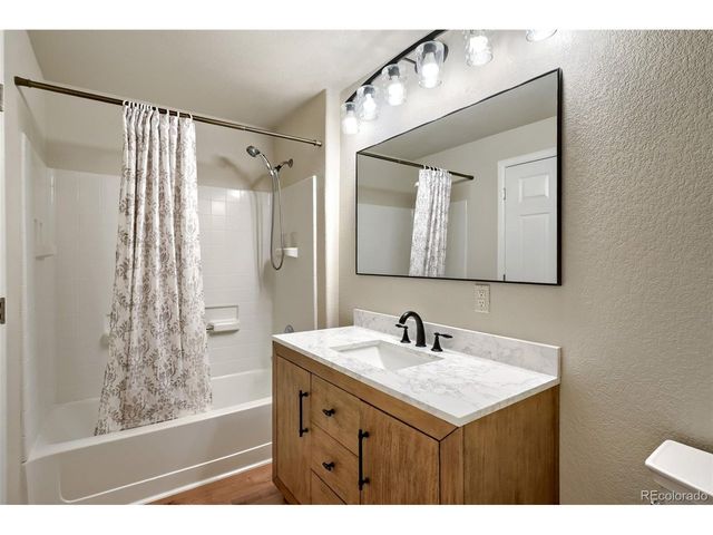 10096 E Carolina Pl 102, Aurora, CO 80247