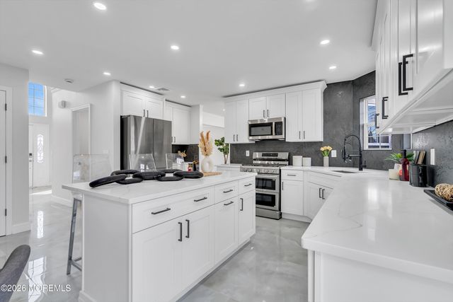 11 Orchid Lane, Barnegat, NJ 08005