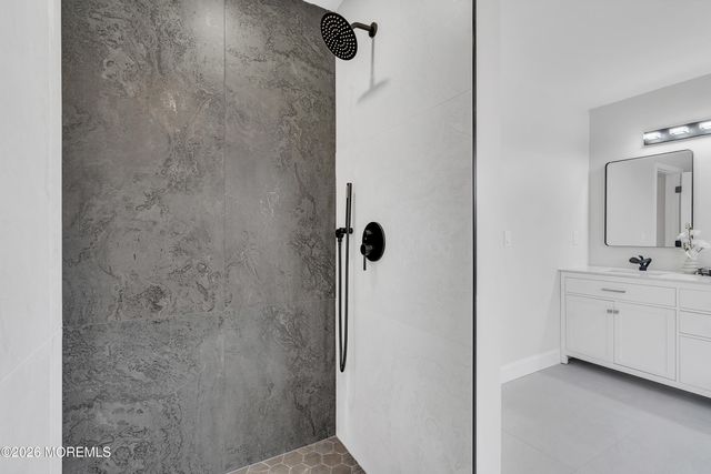 11 Orchid Lane, Barnegat, NJ 08005