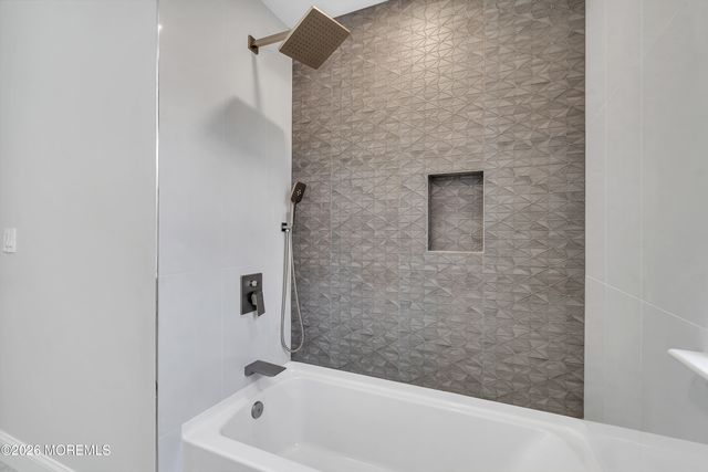 11 Orchid Lane, Barnegat, NJ 08005