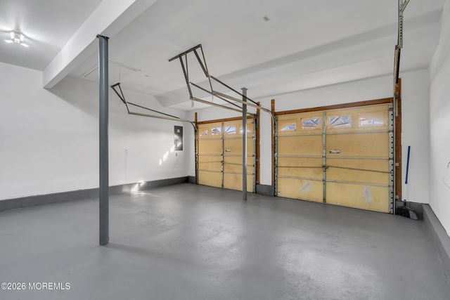 11 Orchid Lane, Barnegat, NJ 08005