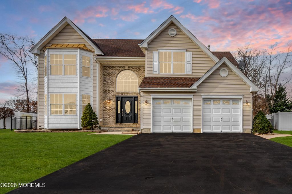 11 Orchid Lane, Barnegat, NJ 08005