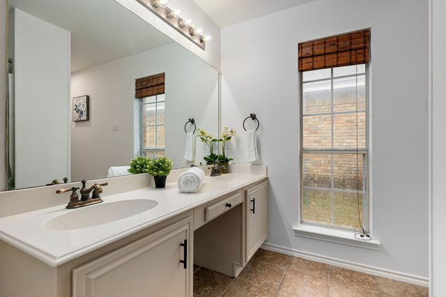 752 Monique, Cedar Hill, TX 75104
