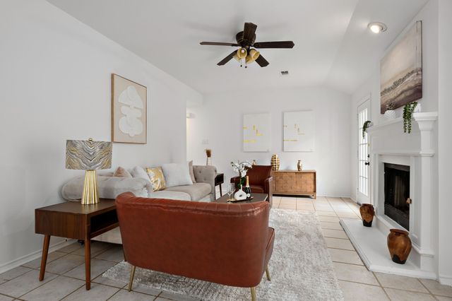 752 Monique, Cedar Hill, TX 75104
