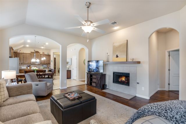 4300 Old Grove Way, Fort Worth, TX 76244